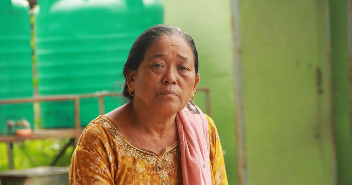 परिवारका ६ जना बाढीमा हराएको पीडामा सावित्री : अब जीवन कहाँबाट सुरु गर्ने ?